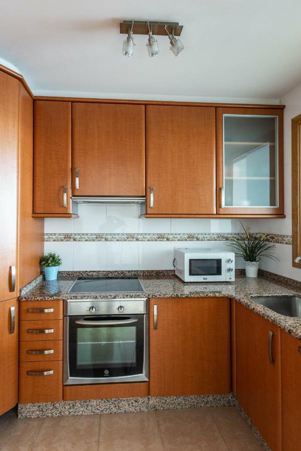APARTAMENTO EN PRIMERA LINEA DE PLAYA RiAZOR Corunha Exterior foto